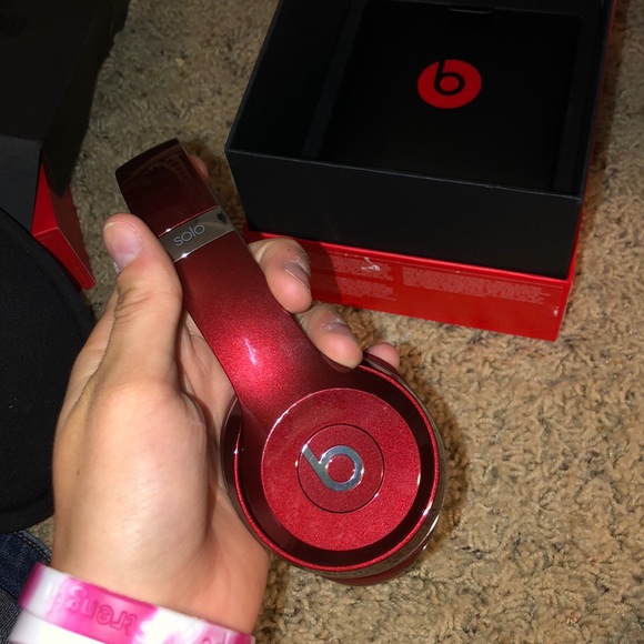 BRAND NEW BEATS SOLO 2 - Picture 5 of 5